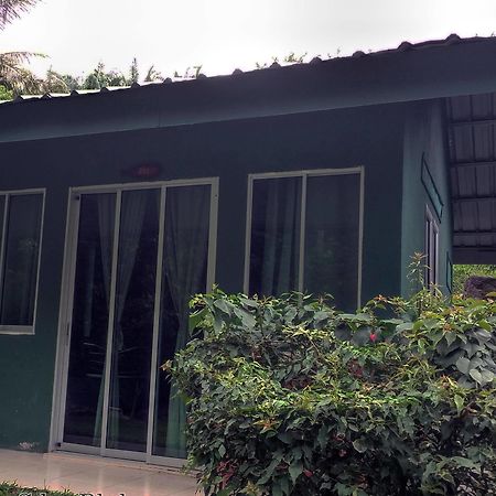 Ulu River Lodge Gopeng Eksteriør billede
