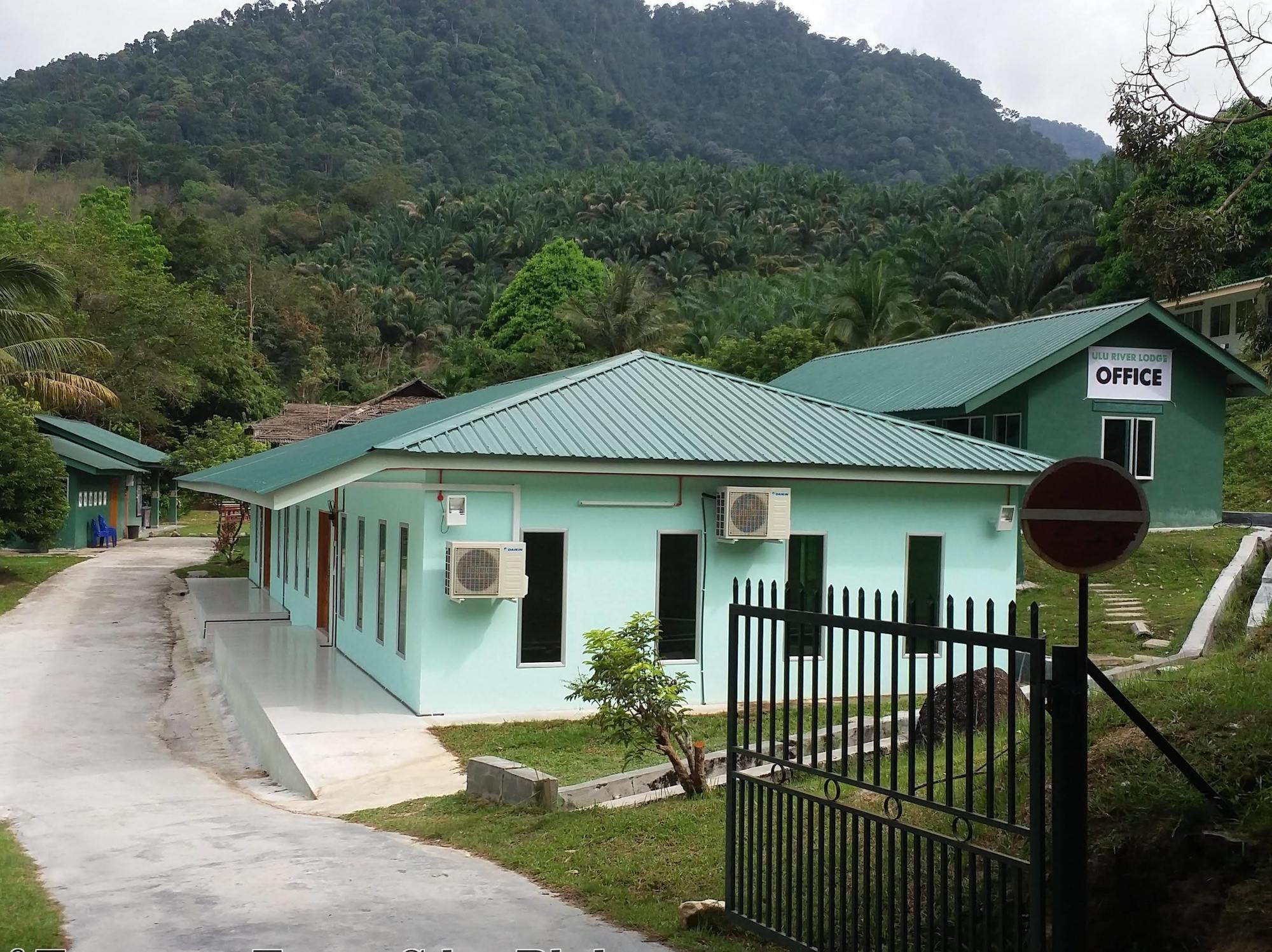 Ulu River Lodge Gopeng Eksteriør billede